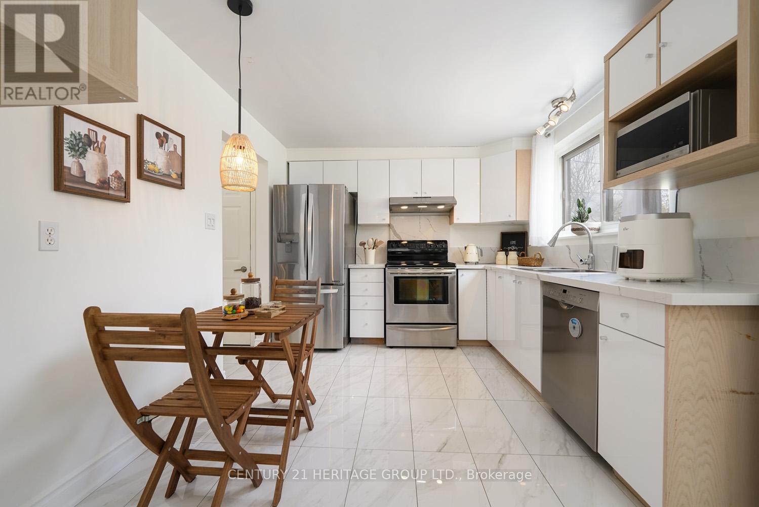 35 Jasper Drive, Aurora, Ontario  L4G 3B6 - Photo 17 - N13161140