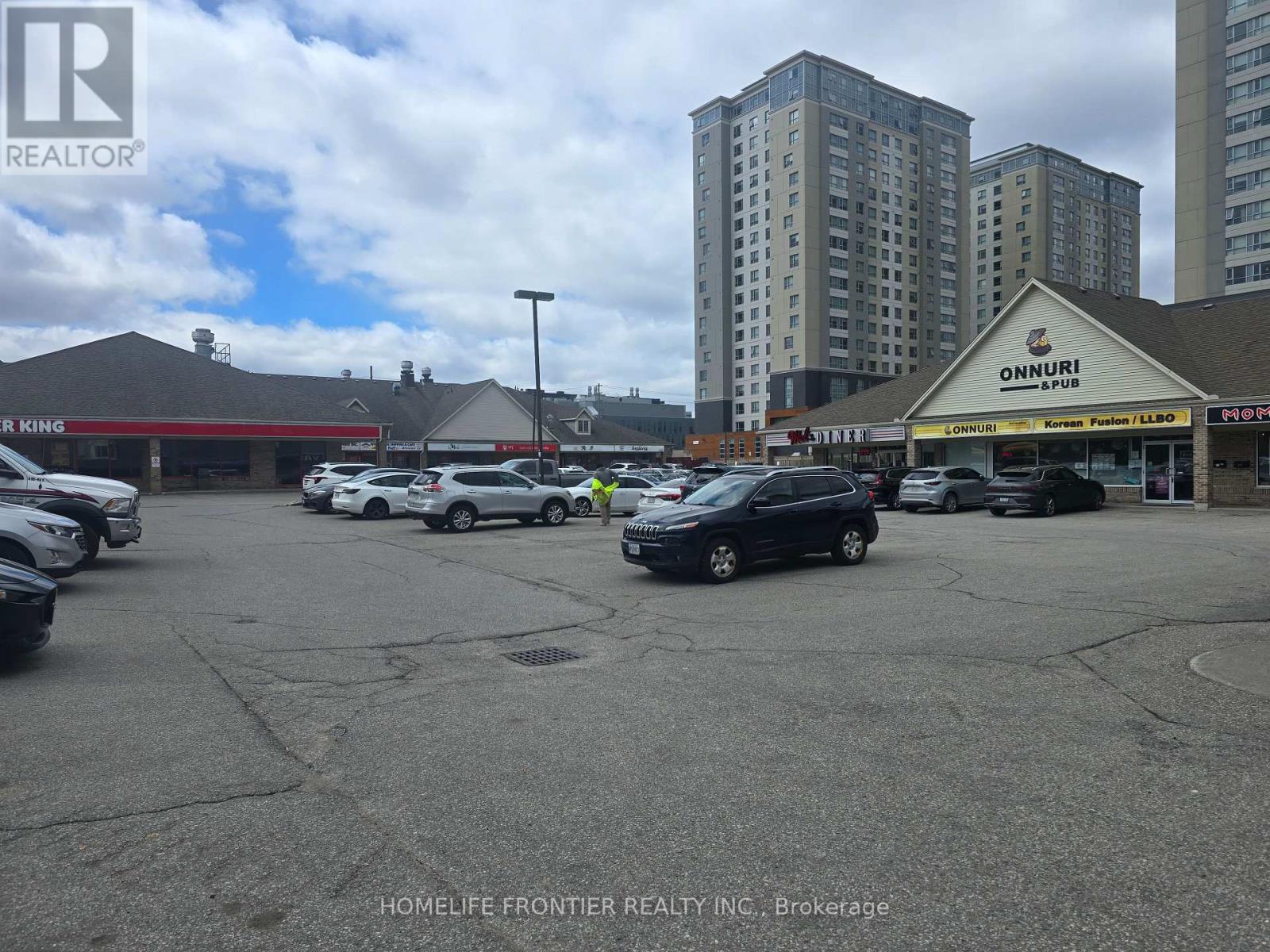 6B - 140 UNIVERSITY AVENUE W, Waterloo, Ontario
