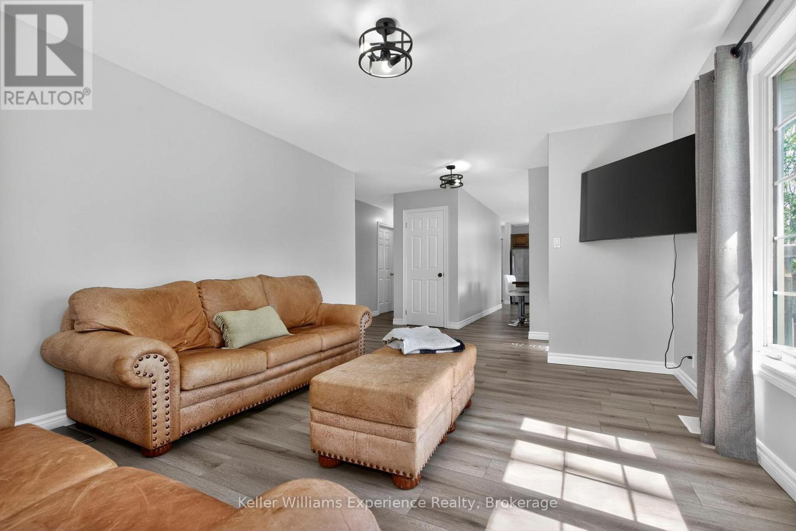 2555 Hodgins Road, Severn, Ontario  L0K 2C0 - Photo 6 - S13214304