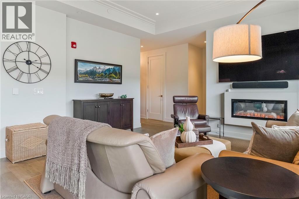 123 Maurice Drive Unit# 303, Oakville, Ontario  L6K 2W6 - Photo 2 - 40834361