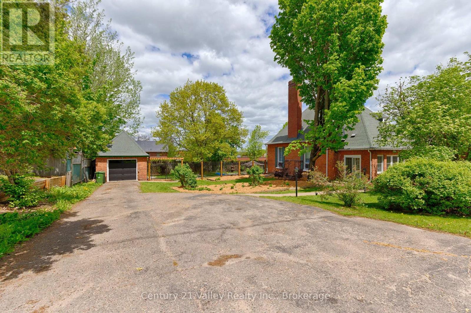 311 Supple Street, Pembroke, Ontario  K8A 3H3 - Photo 3 - X13219120