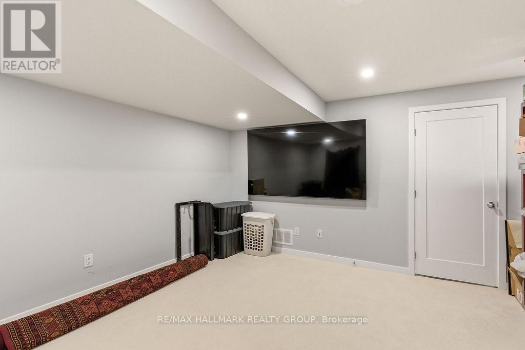 854 Mikinak Road, Ottawa, Ontario  K1K 4Z4 - Photo 38 - X13219078