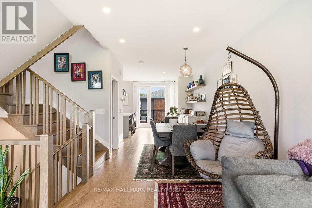 854 Mikinak Road, Ottawa, Ontario  K1K 4Z4 - Photo 8 - X13219078