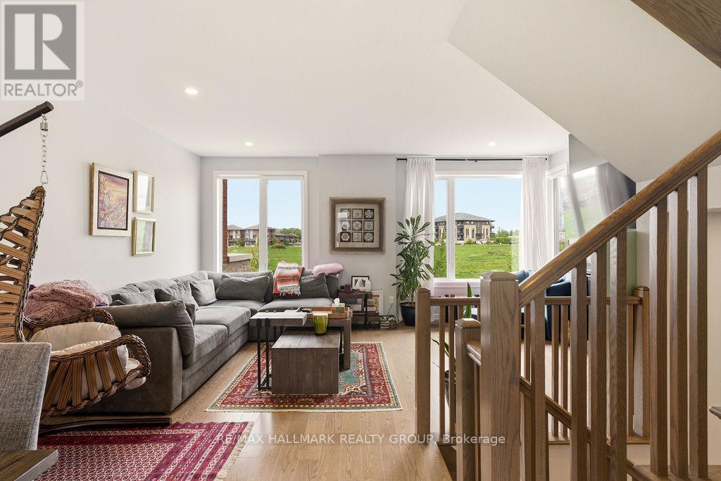 854 Mikinak Road, Ottawa, Ontario  K1K 4Z4 - Photo 9 - X13219078