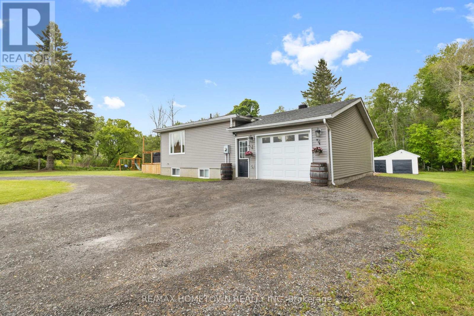5414 Brinston Road, South Dundas, Ontario  K0E 1K0 - Photo 2 - X13219068