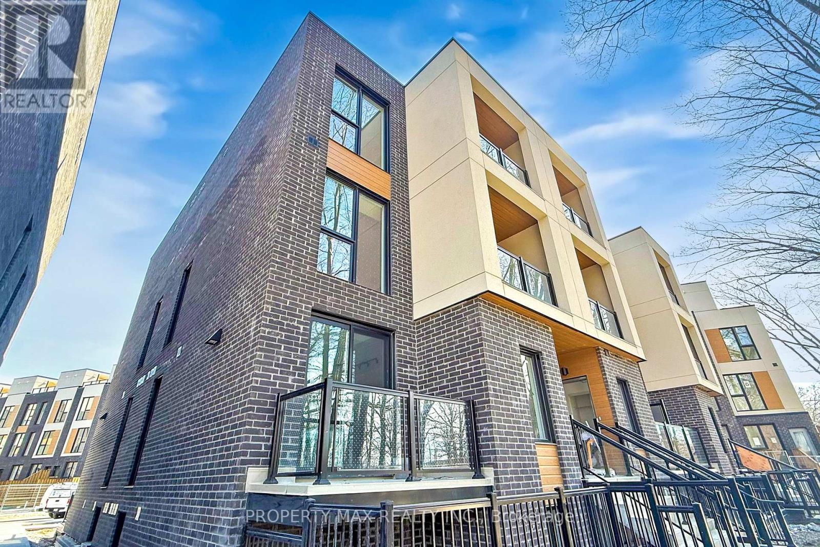 9 - 170 Clonmore Drive, Toronto, Ontario  M1N 0B9 - Photo 1 - E13219094