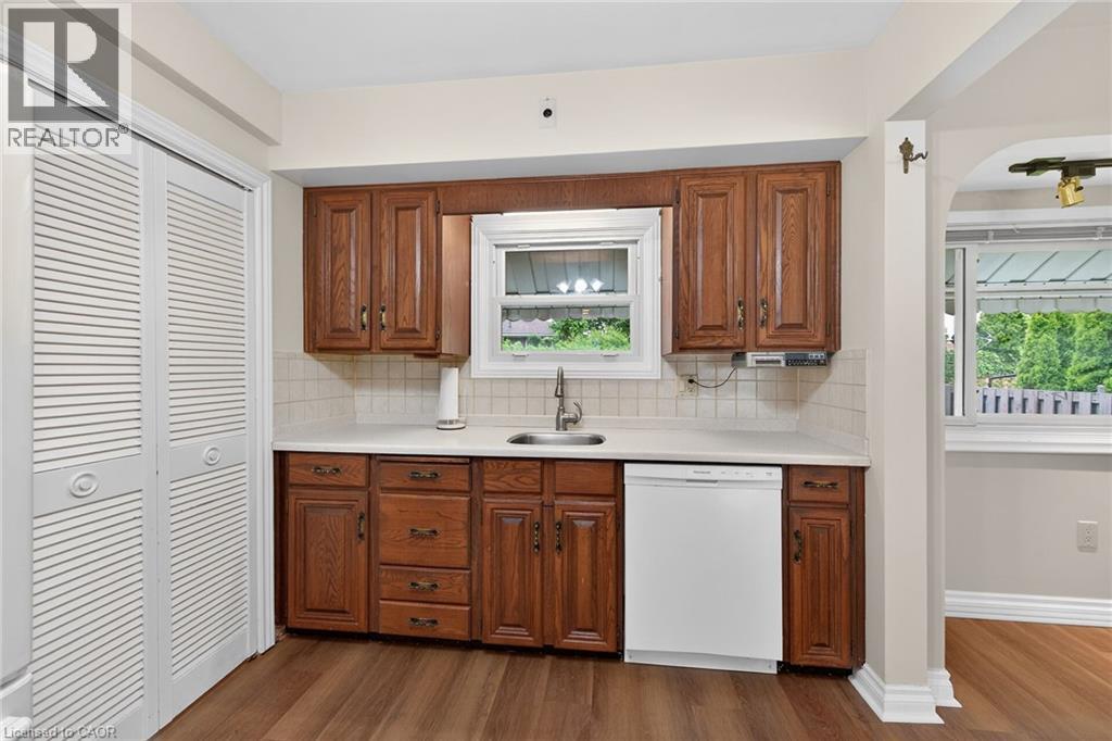 88 West 33rd Street, Hamilton, Ontario  L9C 5J1 - Photo 13 - 40834274