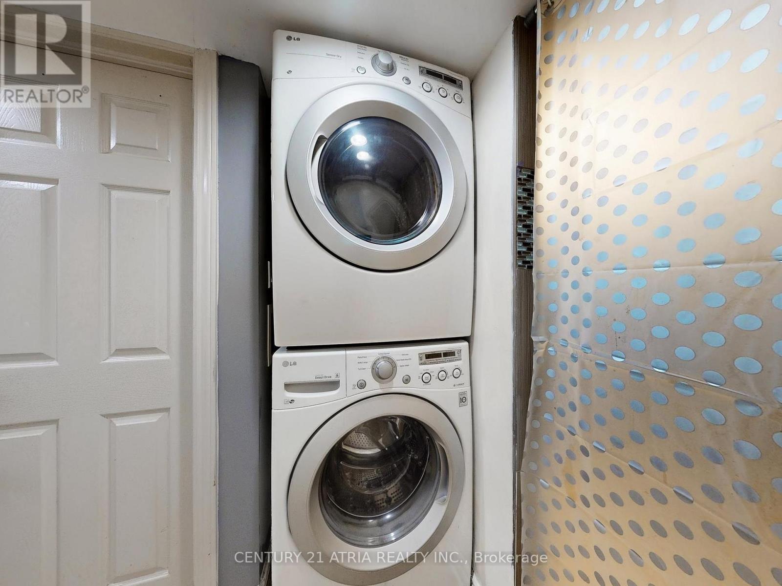 Lower - 2828 Danforth Avenue, Toronto, Ontario  M4C 1M1 - Photo 21 - E13219132