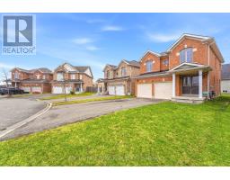 35 COLONEL LYALL STREET, St. Catharines, Ontario