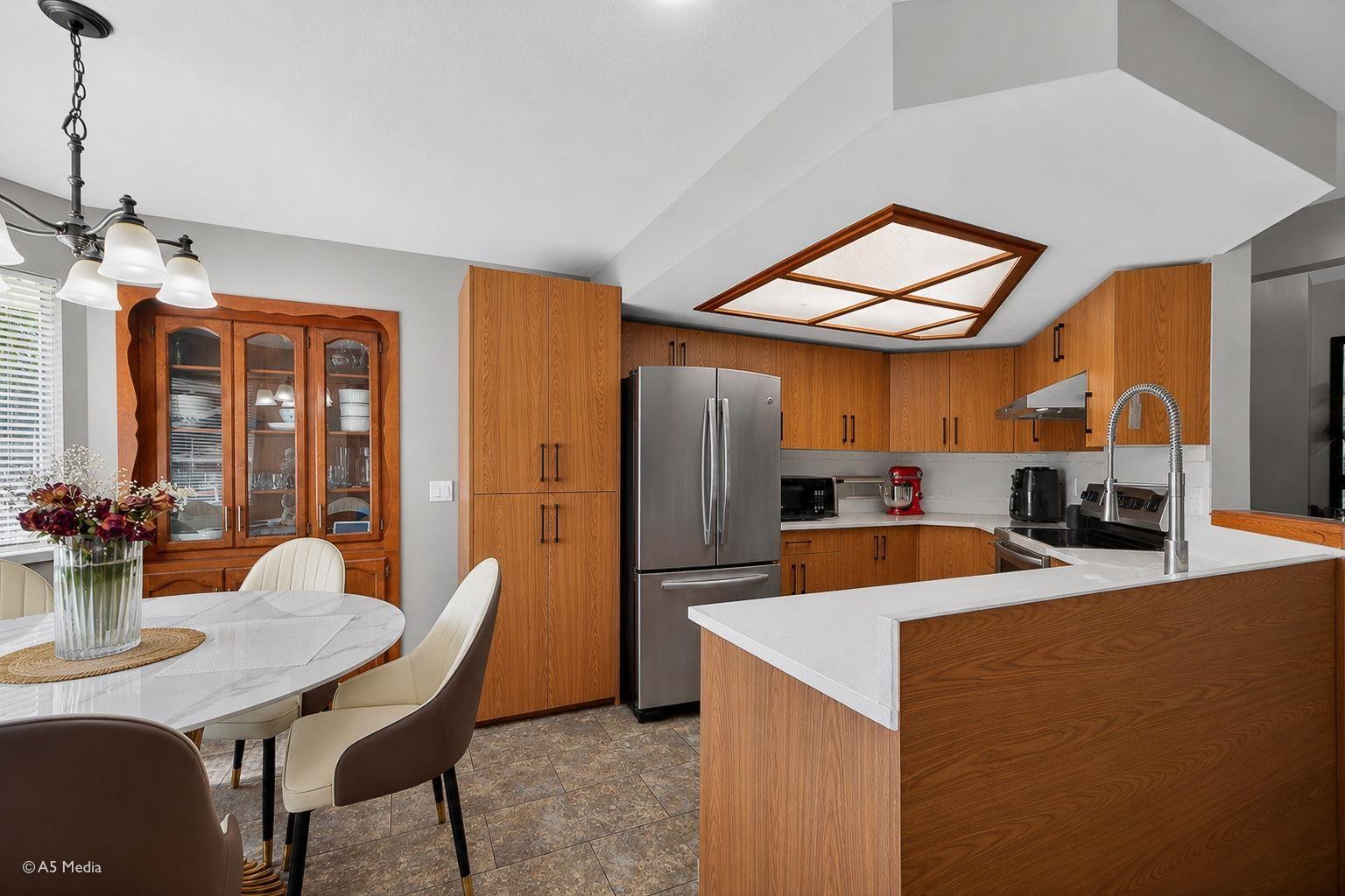 6715 128b Street, Surrey, British Columbia  V3W 9X7 - Photo 13 - R3128968