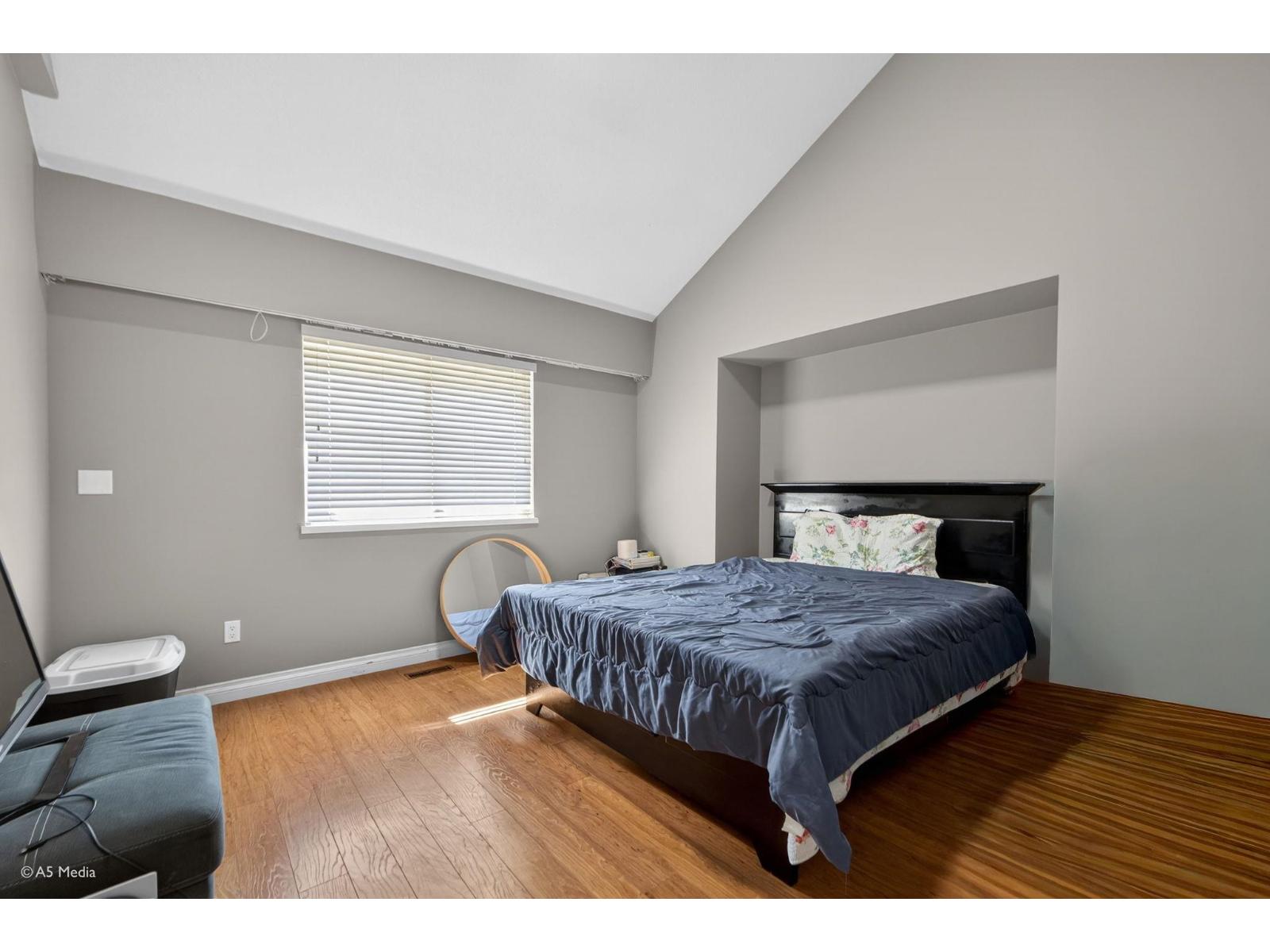 6715 128b Street, Surrey, British Columbia  V3W 9X7 - Photo 9 - R3128968