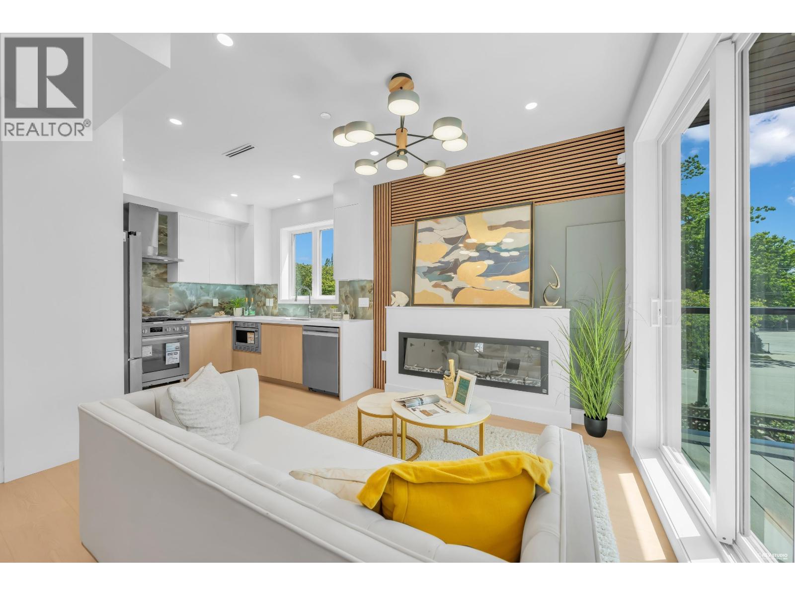 2 2893 Eton Street, Vancouver, British Columbia  V5K 1K4 - Photo 5 - R3129285
