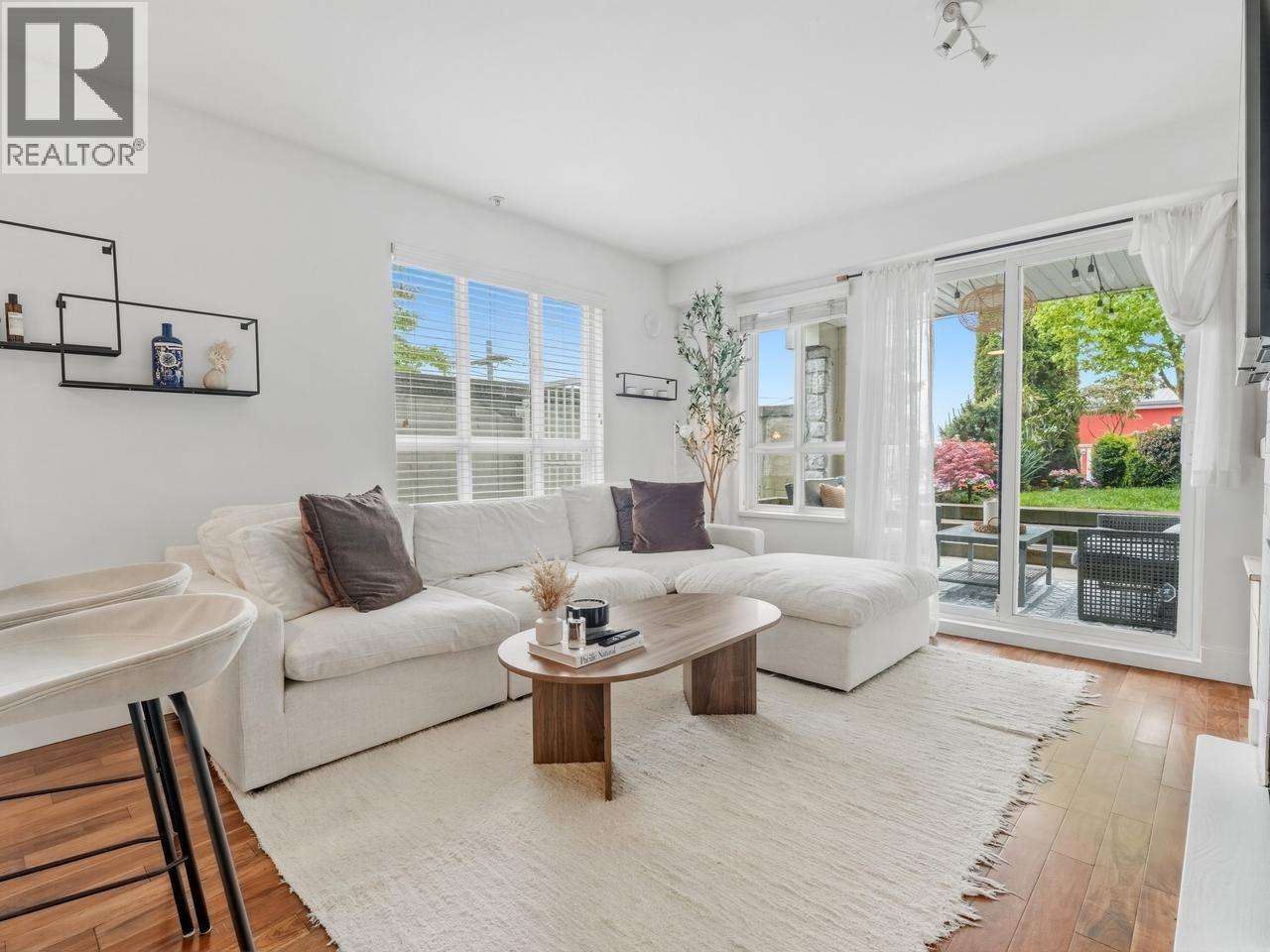 104 365 E 1st Street, North Vancouver, British Columbia  V7L 4W5 - Photo 4 - R3129169