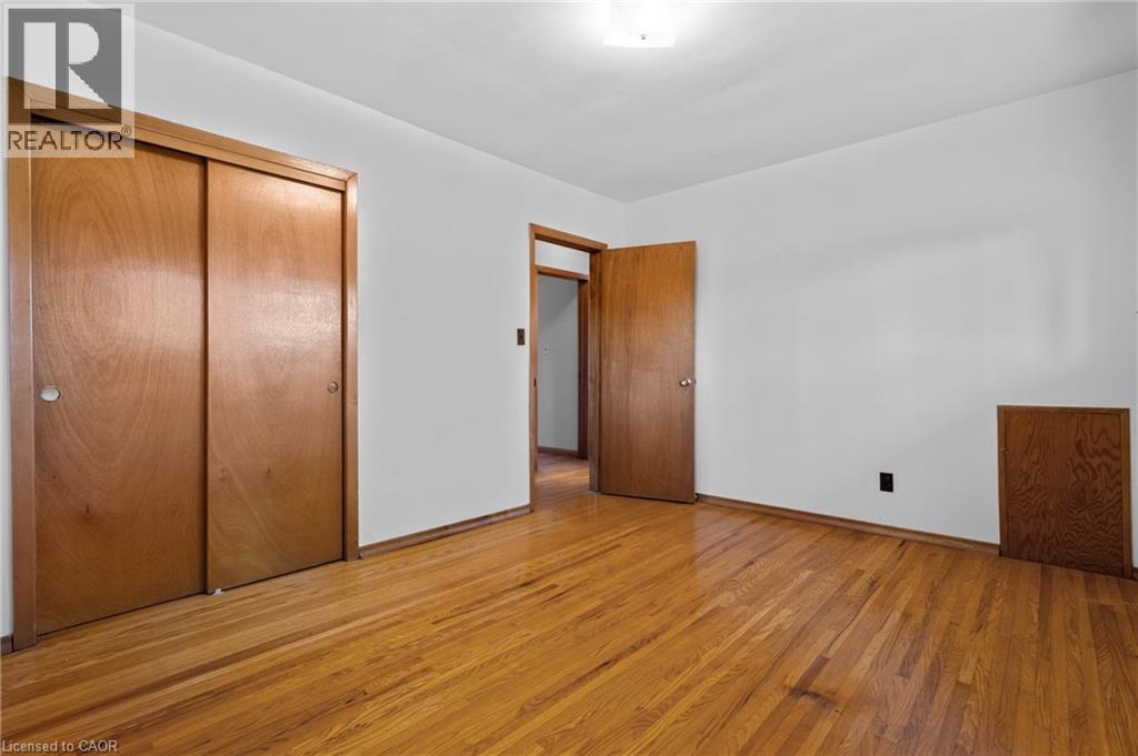 12 Lorne Avenue, Grimsby, Ontario  L3M 2H5 - Photo 14 - 40835027