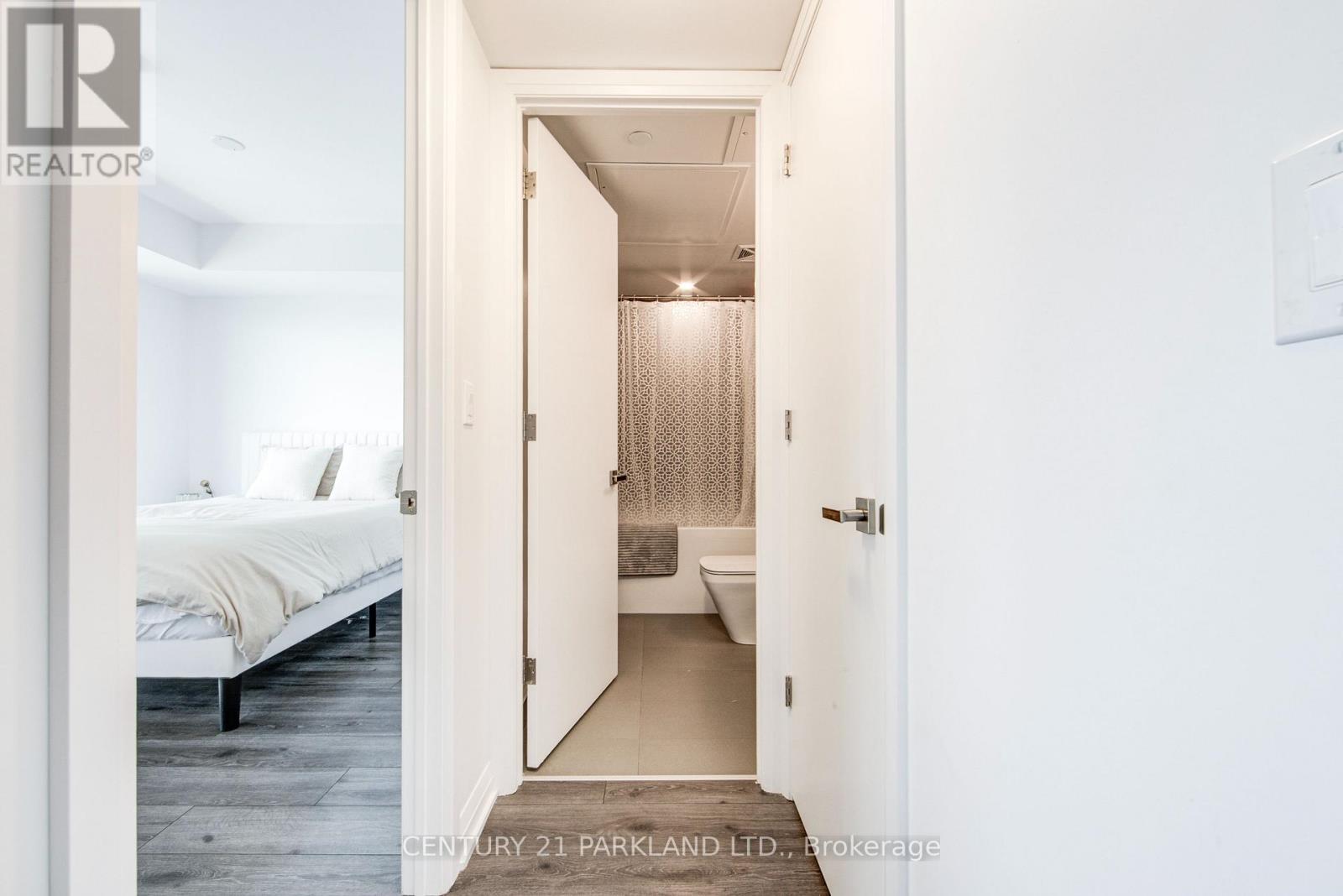 1203 - 99 Foxbar Road, Toronto, Ontario  M4V 0B2 - Photo 16 - C13219192