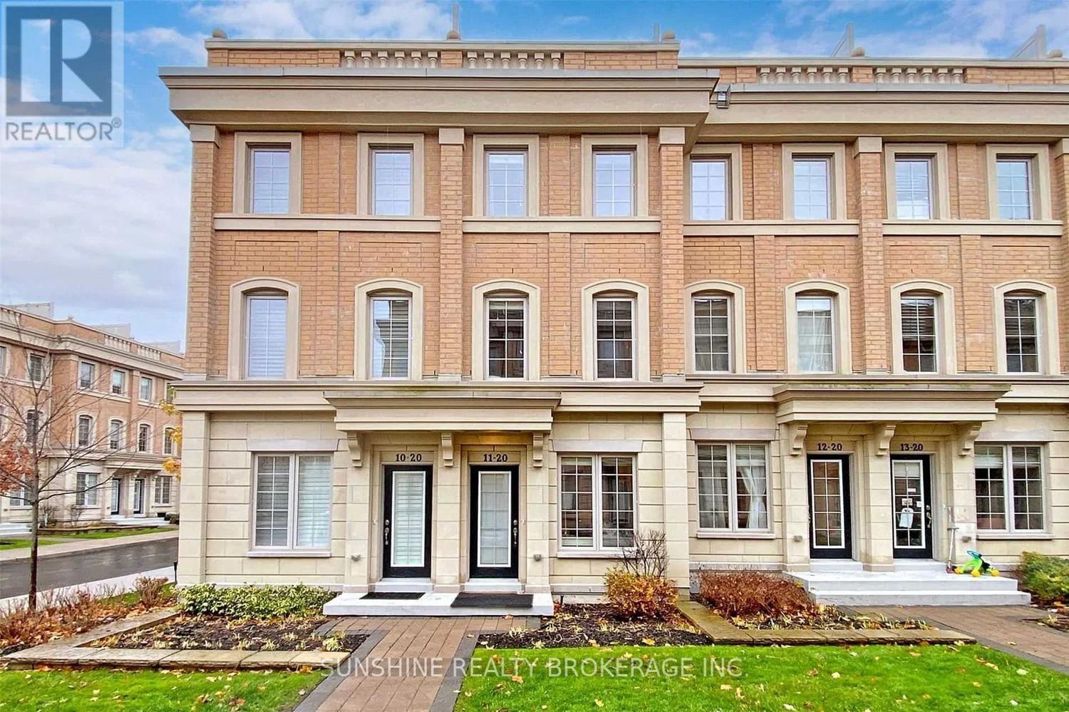 12 - 20 Hargrave Lane, Toronto, Ontario  M4N 0A4 - Photo 2 - C13219212