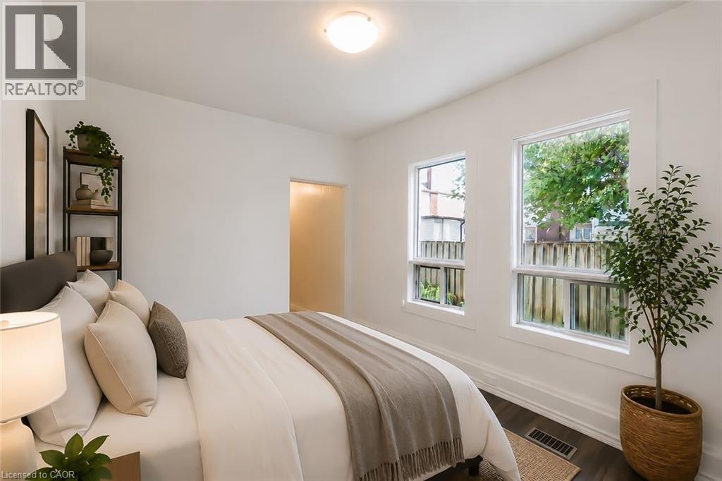 87 Lancaster Street W, Kitchener, Ontario  N2H 4T3 - Photo 12 - 40832474