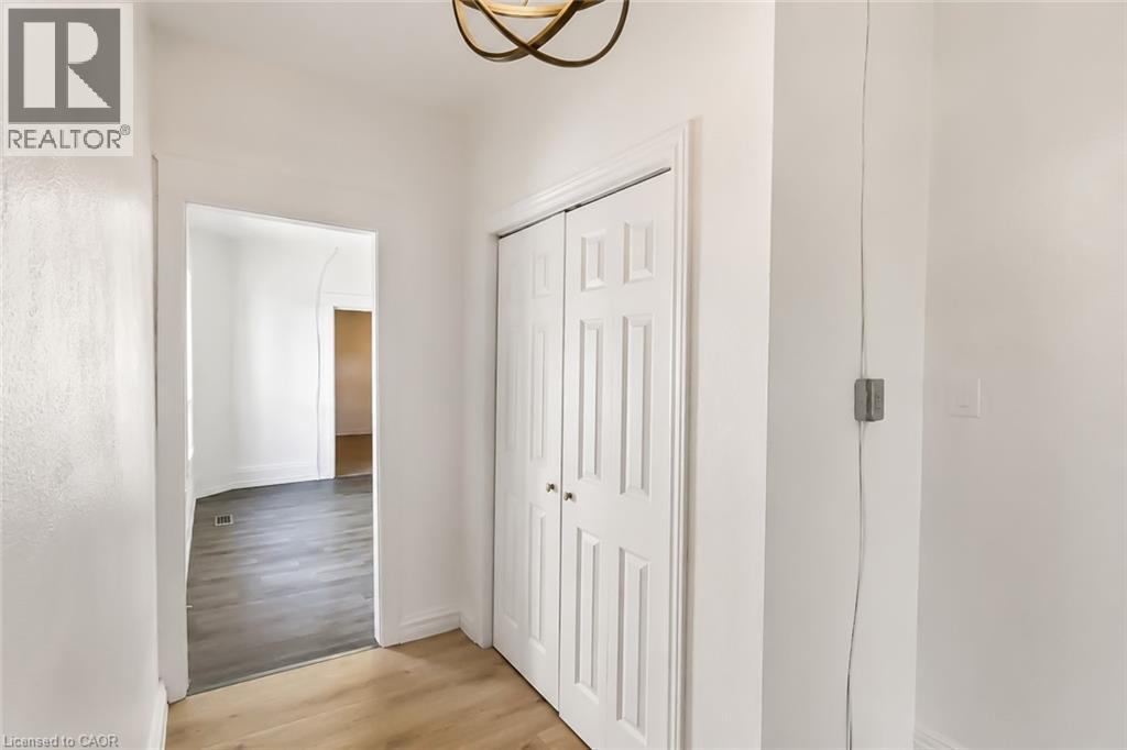 87 Lancaster Street W, Kitchener, Ontario  N2H 4T3 - Photo 18 - 40832474