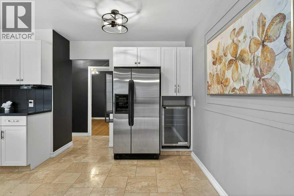 425 Woodland Crescent Se, Calgary, Alberta  T2J 1J7 - Photo 9 - A2296843