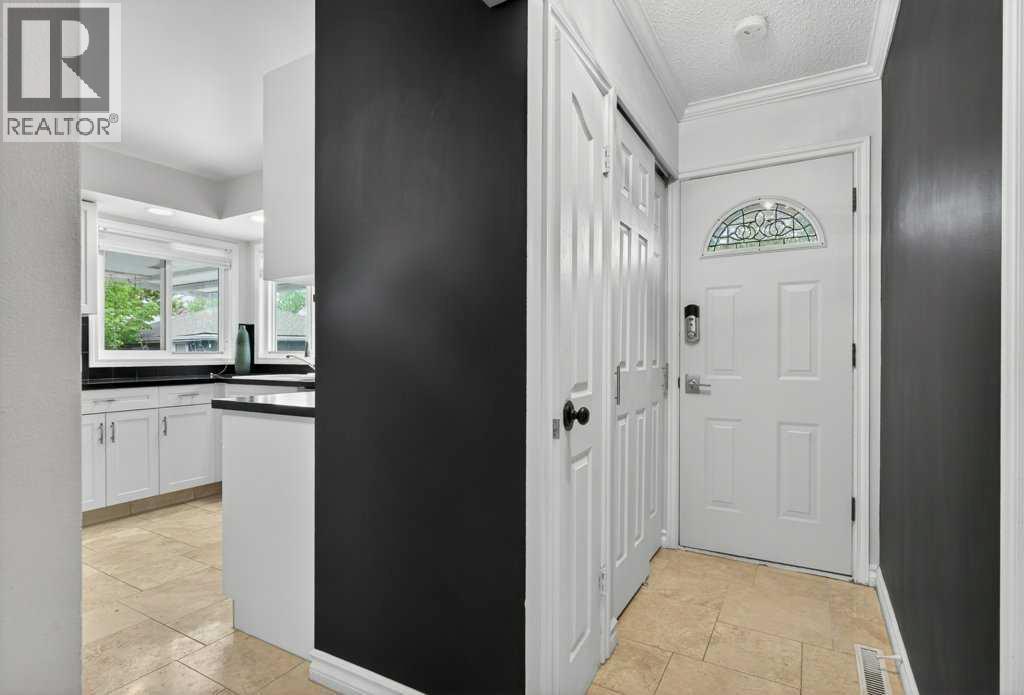 425 Woodland Crescent Se, Calgary, Alberta  T2J 1J7 - Photo 14 - A2296843