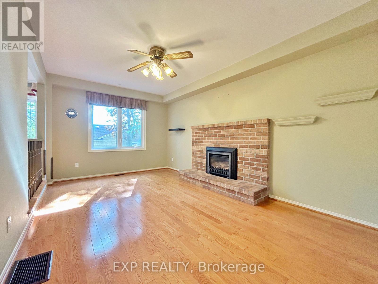 23 Haskell Crescent, Aurora, Ontario L4G 5T4 - Photo 11 - N13219194