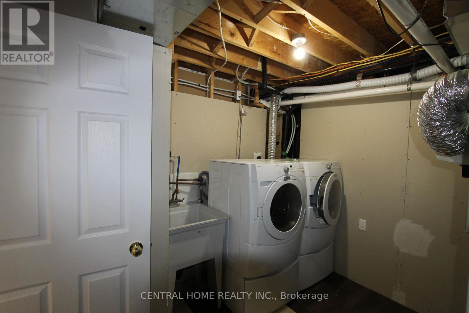 165 Manorheights Street, Richmond Hill, Ontario  L4S 2S8 - Photo 31 - N12858770