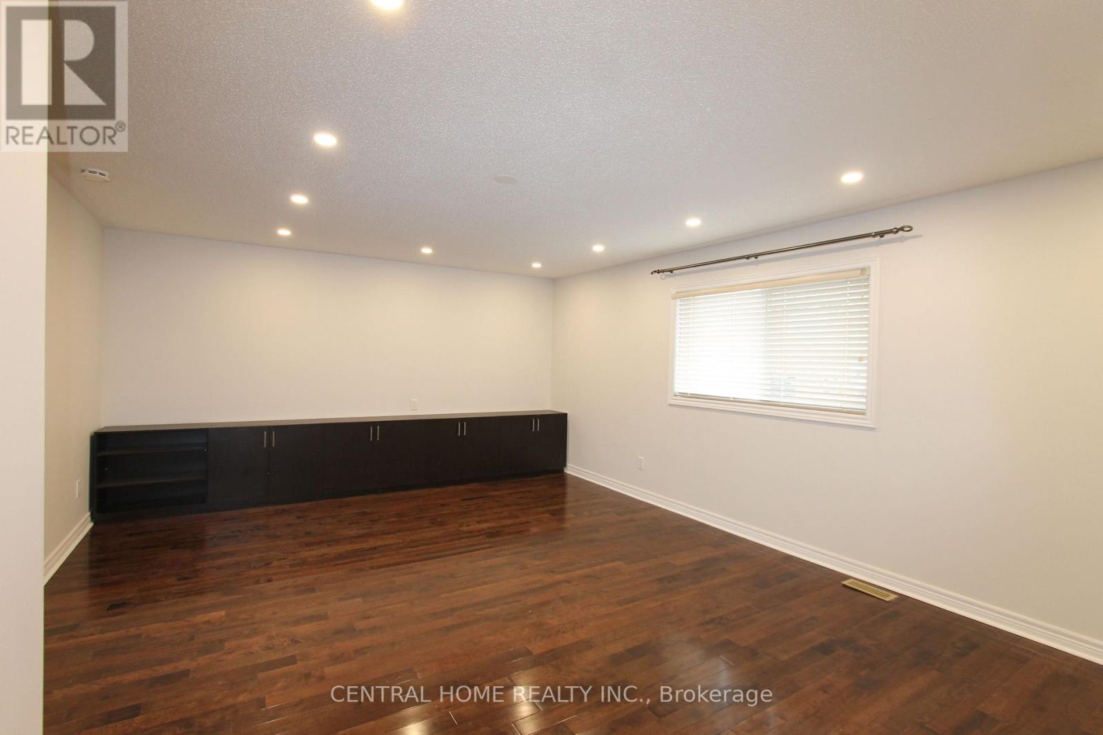 165 Manorheights Street, Richmond Hill, Ontario  L4S 2S8 - Photo 14 - N12858770