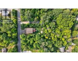 73 WOZNIAK ROAD, Penetanguishene, Ontario