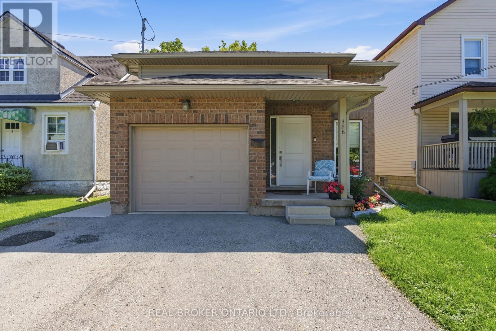 446 Scholfield Avenue N, Welland, Ontario  L3B 1N2 - Photo 1 - X13219172