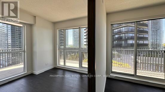 911 - 75 Billes Heights, Toronto, Ontario  M2K 0J8 - Photo 8 - C13107118