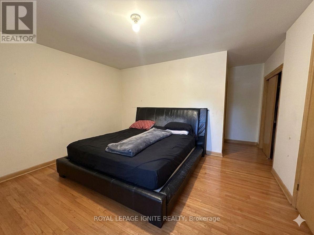 38 Rossander Court, Toronto, Ontario  M1J 2B7 - Photo 13 - E13172648