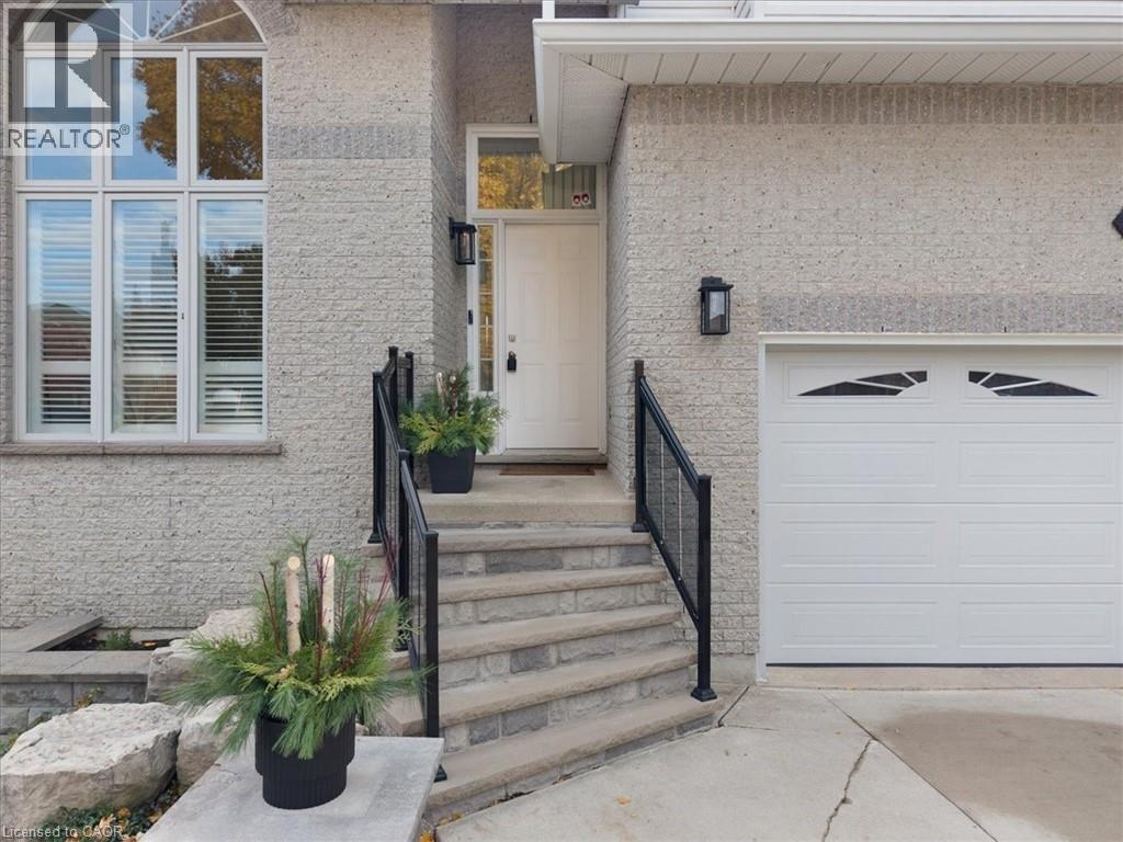 90 Westlawn Drive, Hamilton, Ontario  L9B 2K9 - Photo 6 - 40815085
