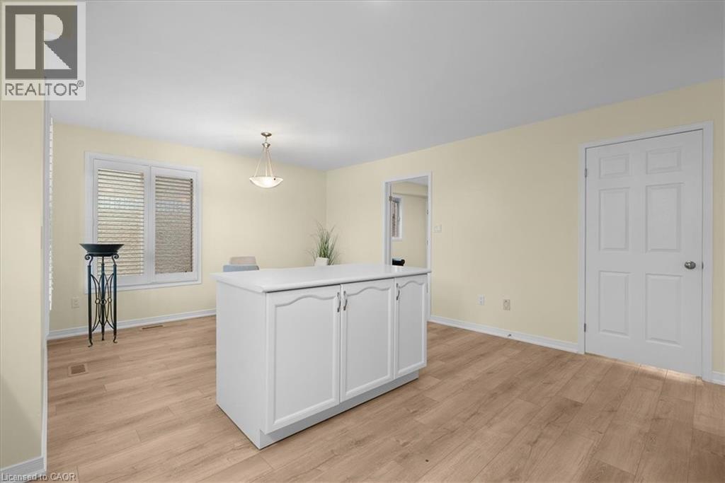 90 Westlawn Drive, Hamilton, Ontario  L9B 2K9 - Photo 13 - 40815085
