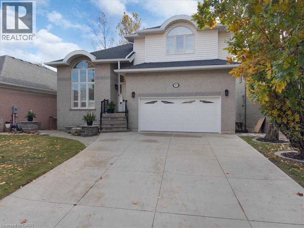 90 WESTLAWN Drive, Hamilton, Ontario