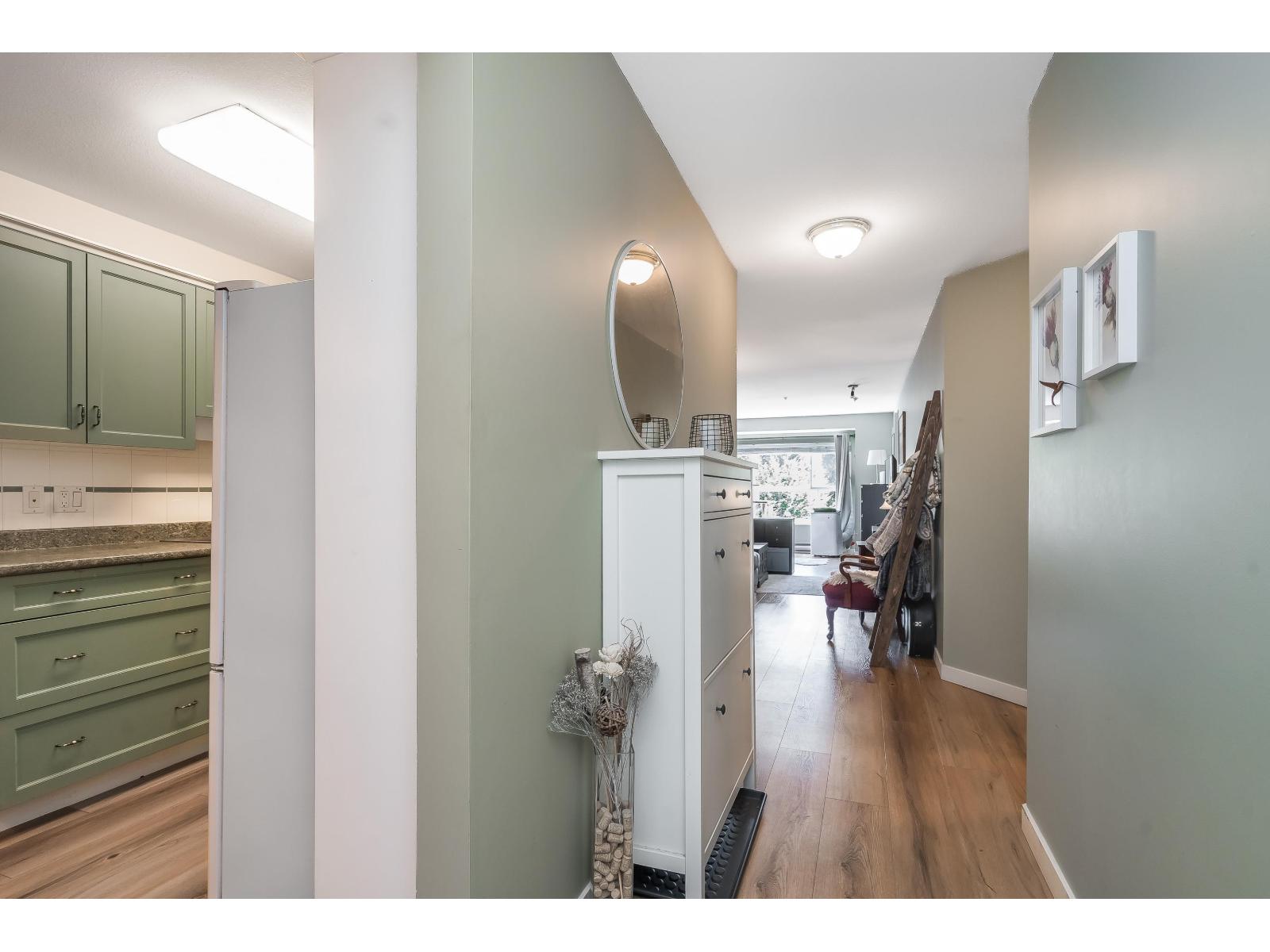 311 9018 208 Street, Langley, British Columbia  V1M 2Y8 - Photo 3 - R3129716