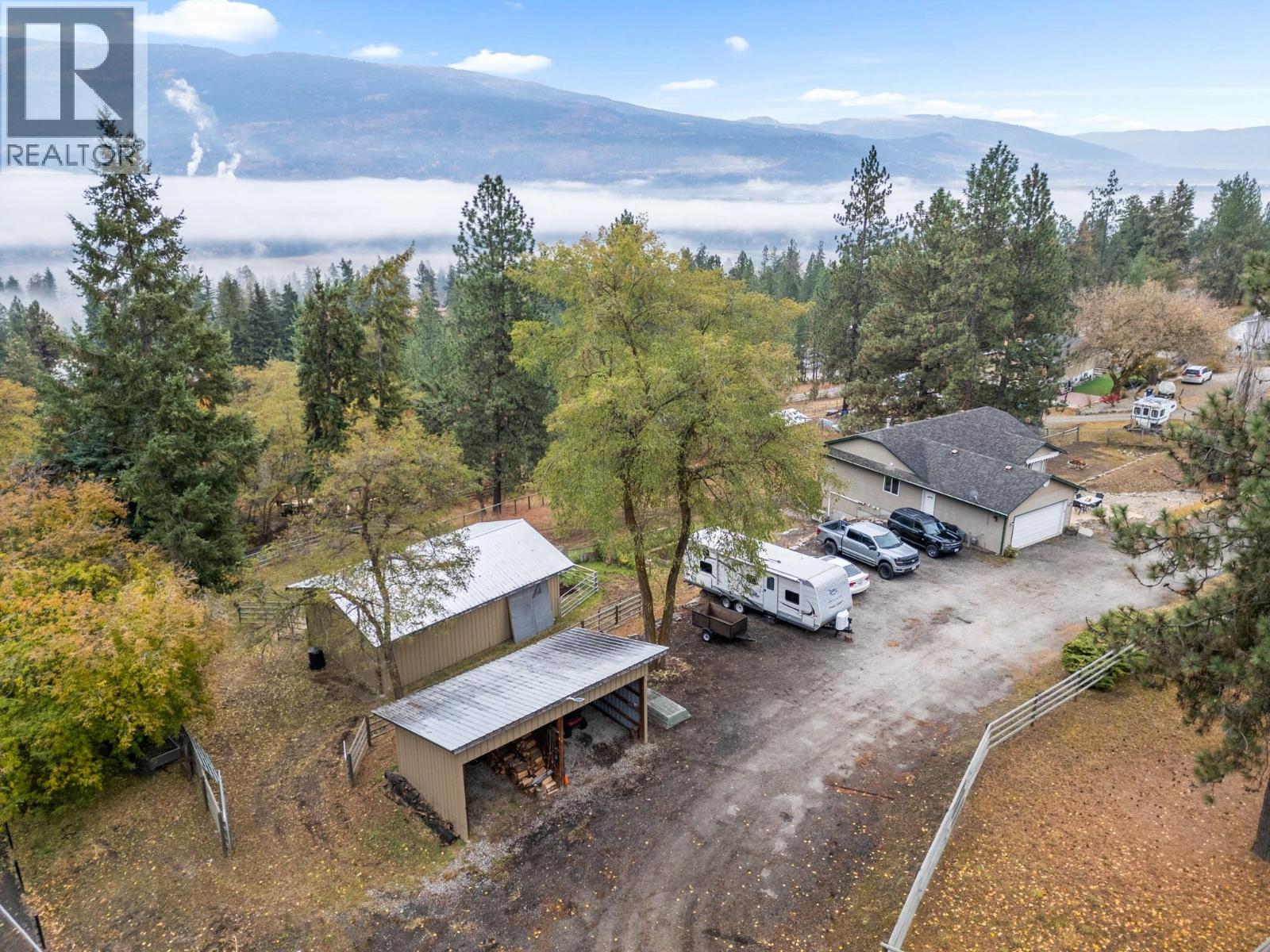 4666 Grandview Flats Road N, Spallumcheen, British Columbia  V4Y 0P7 - Photo 3 - 10388799