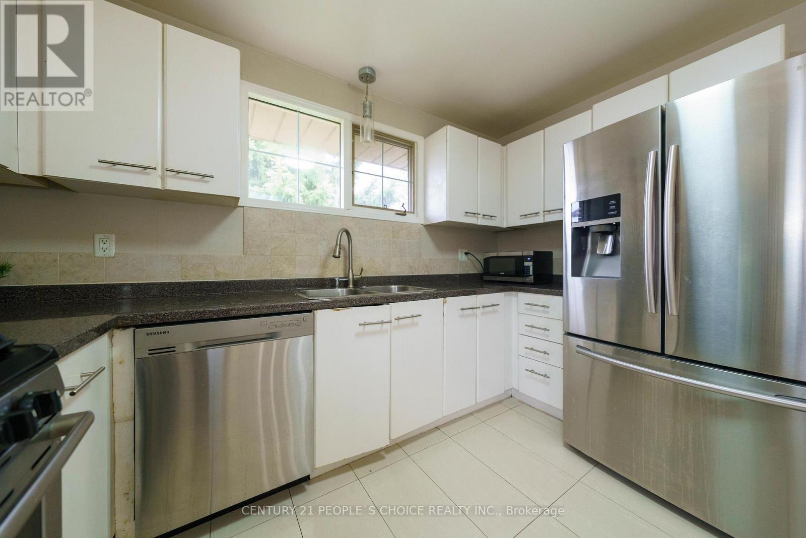 4 Hiscox Court, Whitby, Ontario  L1N 9A6 - Photo 16 - E13219240