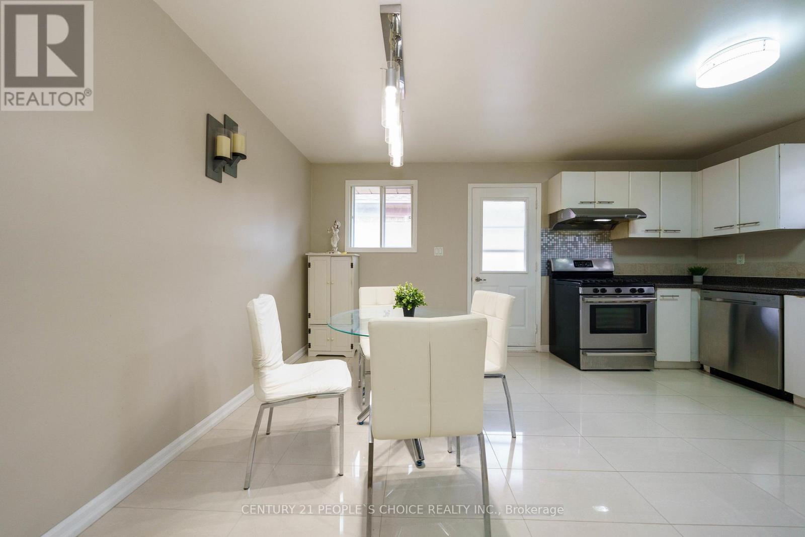 4 Hiscox Court, Whitby, Ontario  L1N 9A6 - Photo 37 - E13219240