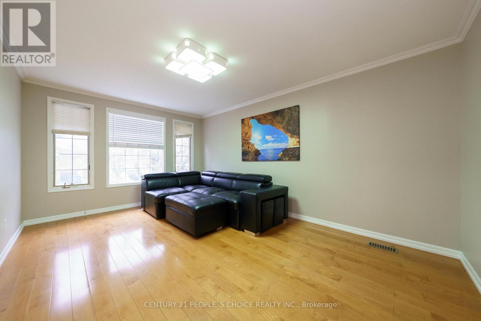 4 Hiscox Court, Whitby, Ontario  L1N 9A6 - Photo 6 - E13219240