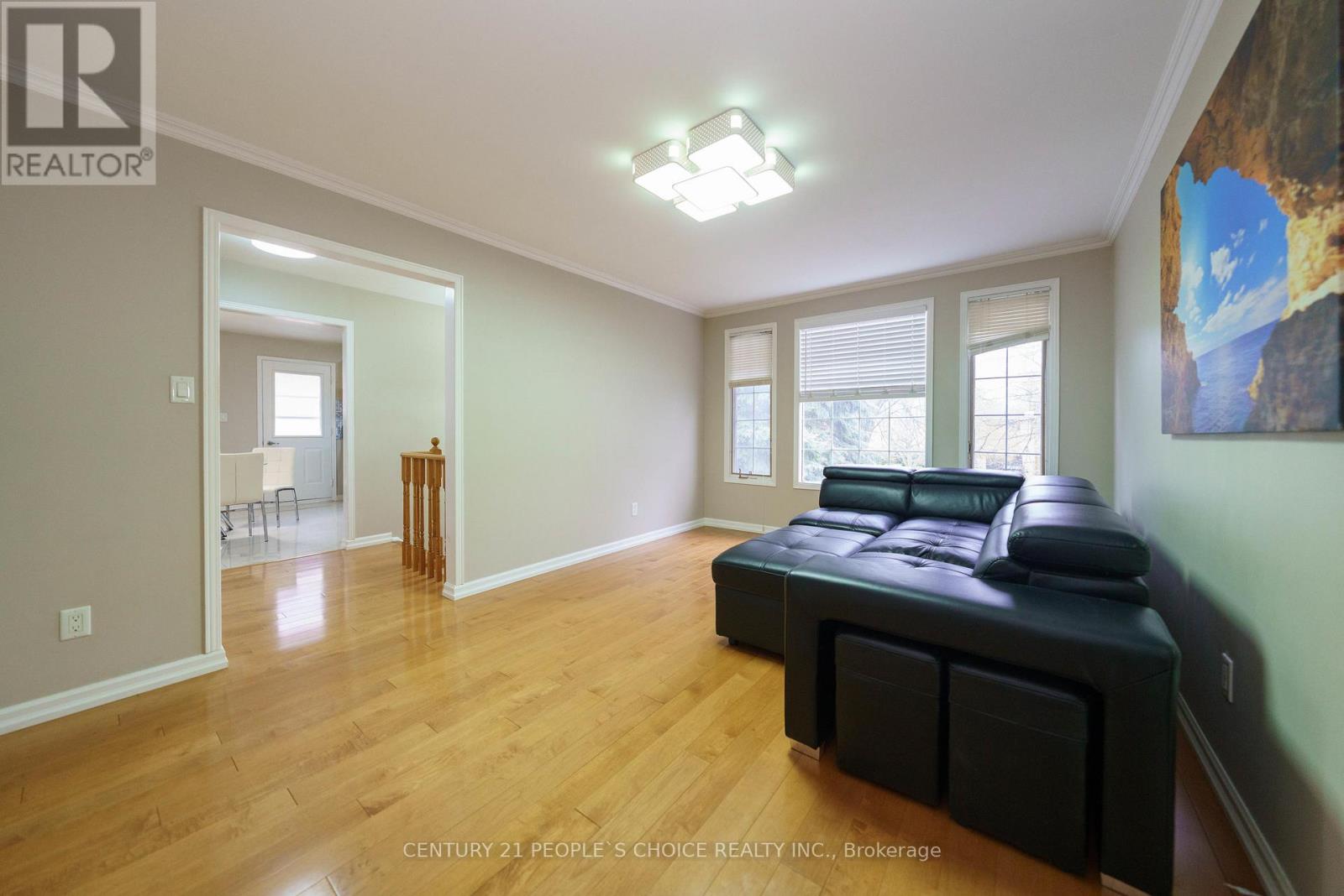 4 Hiscox Court, Whitby, Ontario  L1N 9A6 - Photo 7 - E13219240