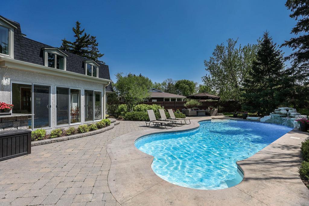 11 Vardon Place, Winnipeg, Manitoba R3K 1X2 - Photo 31 - 202611845