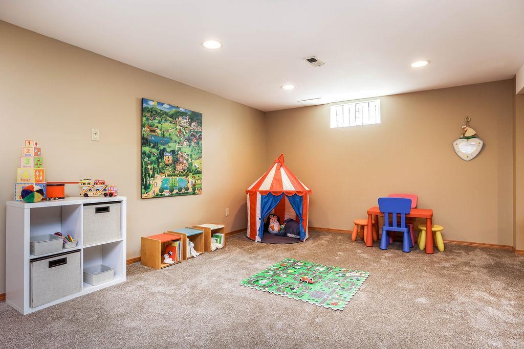 11 Vardon Place, Winnipeg, Manitoba R3K 1X2 - Photo 30 - 202611845