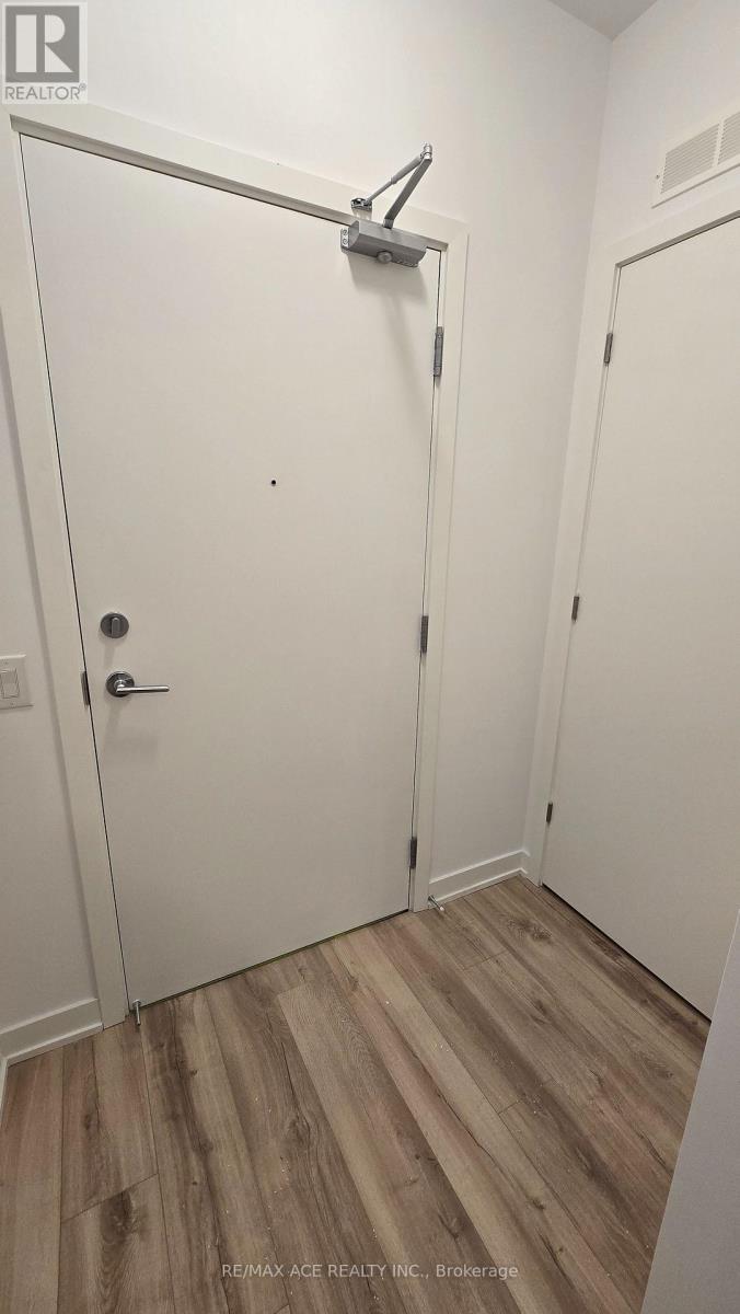 110 - 7439 Kingston Road, Toronto, Ontario  M1B 5S3 - Photo 2 - E13219256