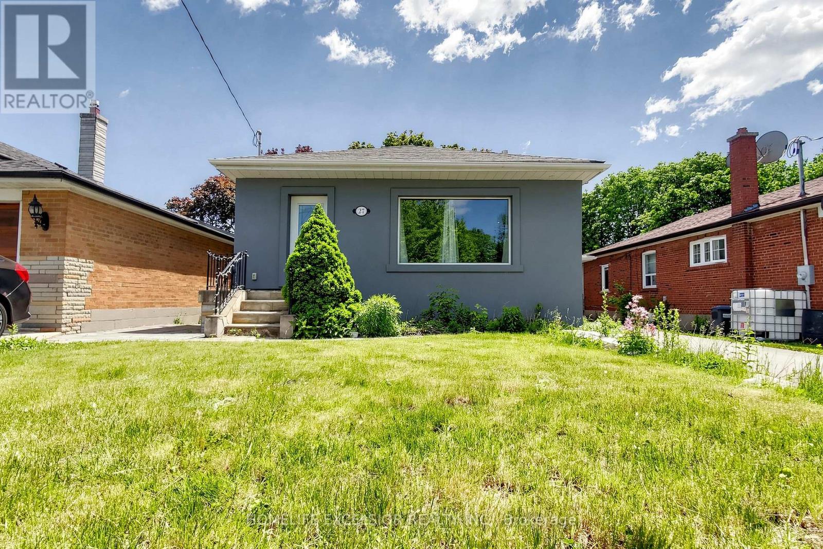 27 Japonica Road, Toronto, Ontario  M1R 4S1 - Photo 4 - E13219274