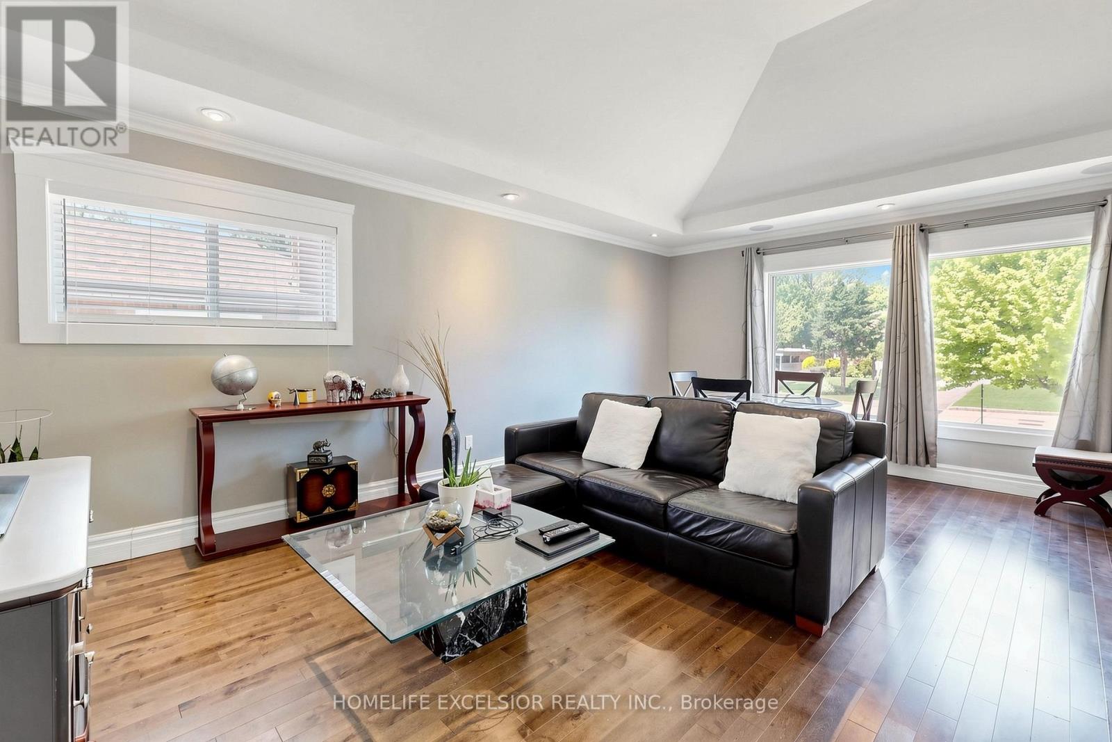 27 Japonica Road, Toronto, Ontario  M1R 4S1 - Photo 8 - E13219274