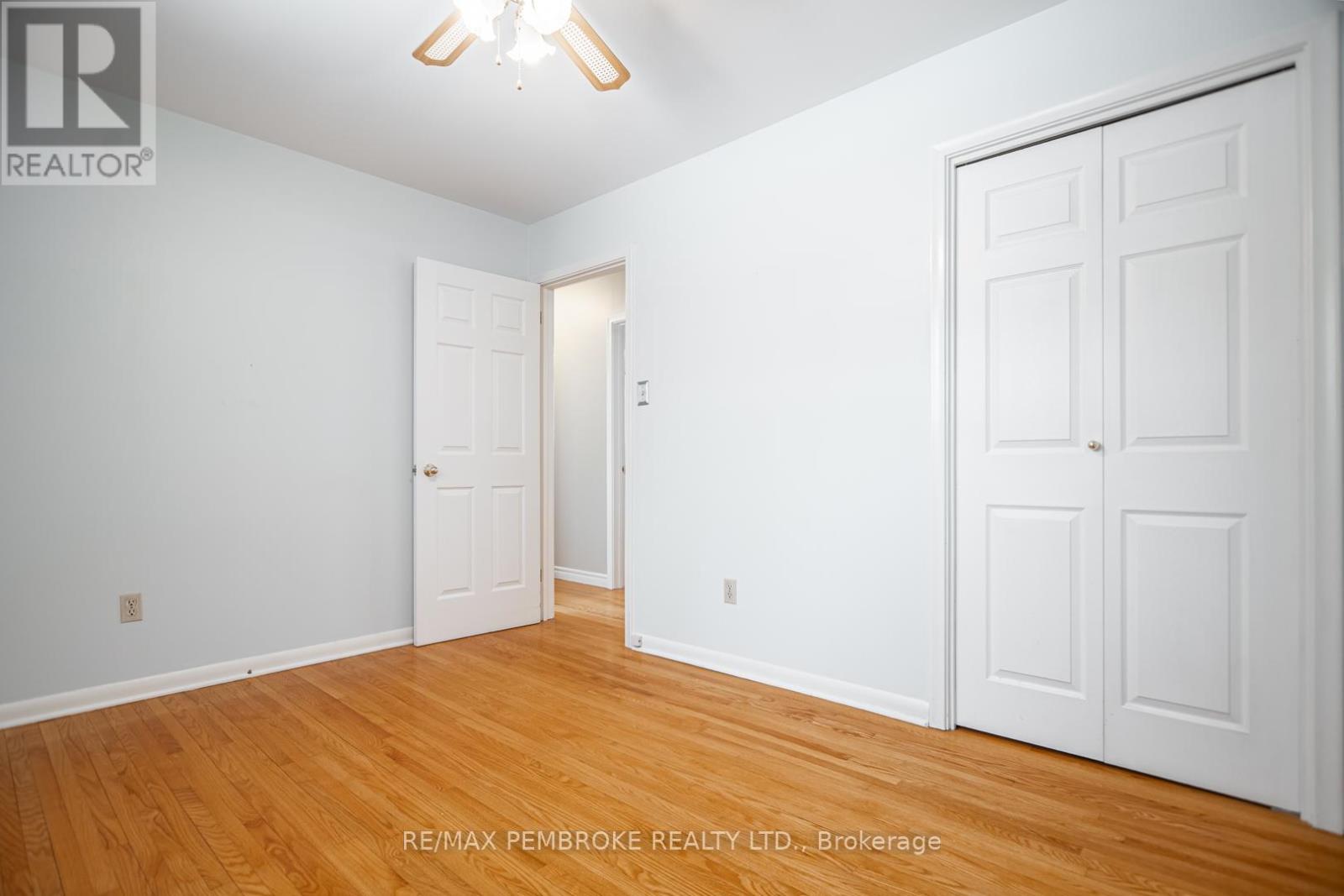 395 Chamberlain Street, Pembroke, Ontario K8A 2N3 - Photo 17 - X12988804