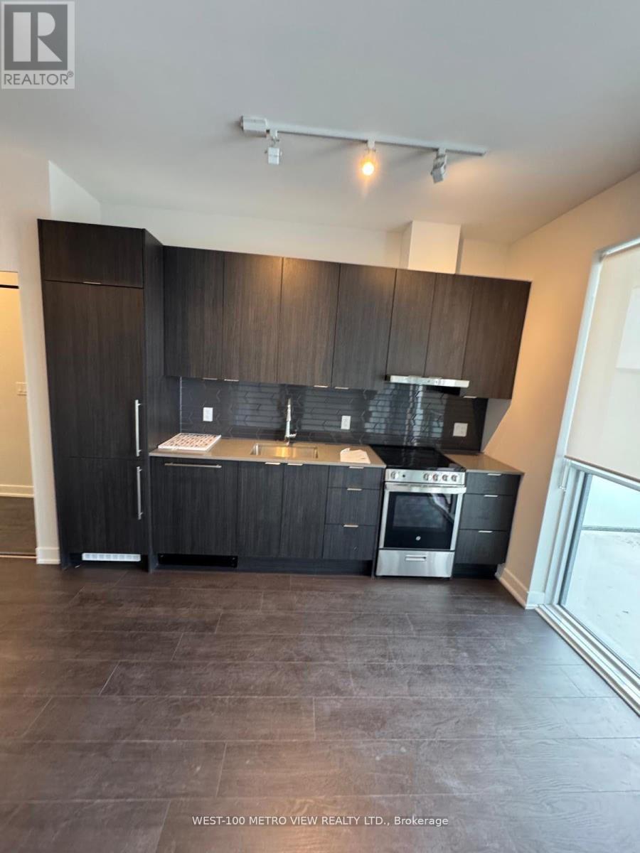 2504 - 430 Square One Drive, Mississauga, Ontario  L5B 0L6 - Photo 3 - W13219278