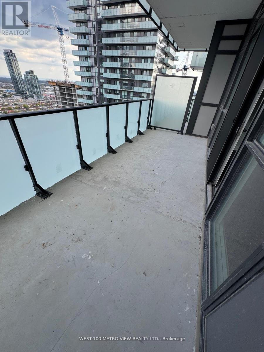 2504 - 430 Square One Drive, Mississauga, Ontario  L5B 0L6 - Photo 9 - W13219278