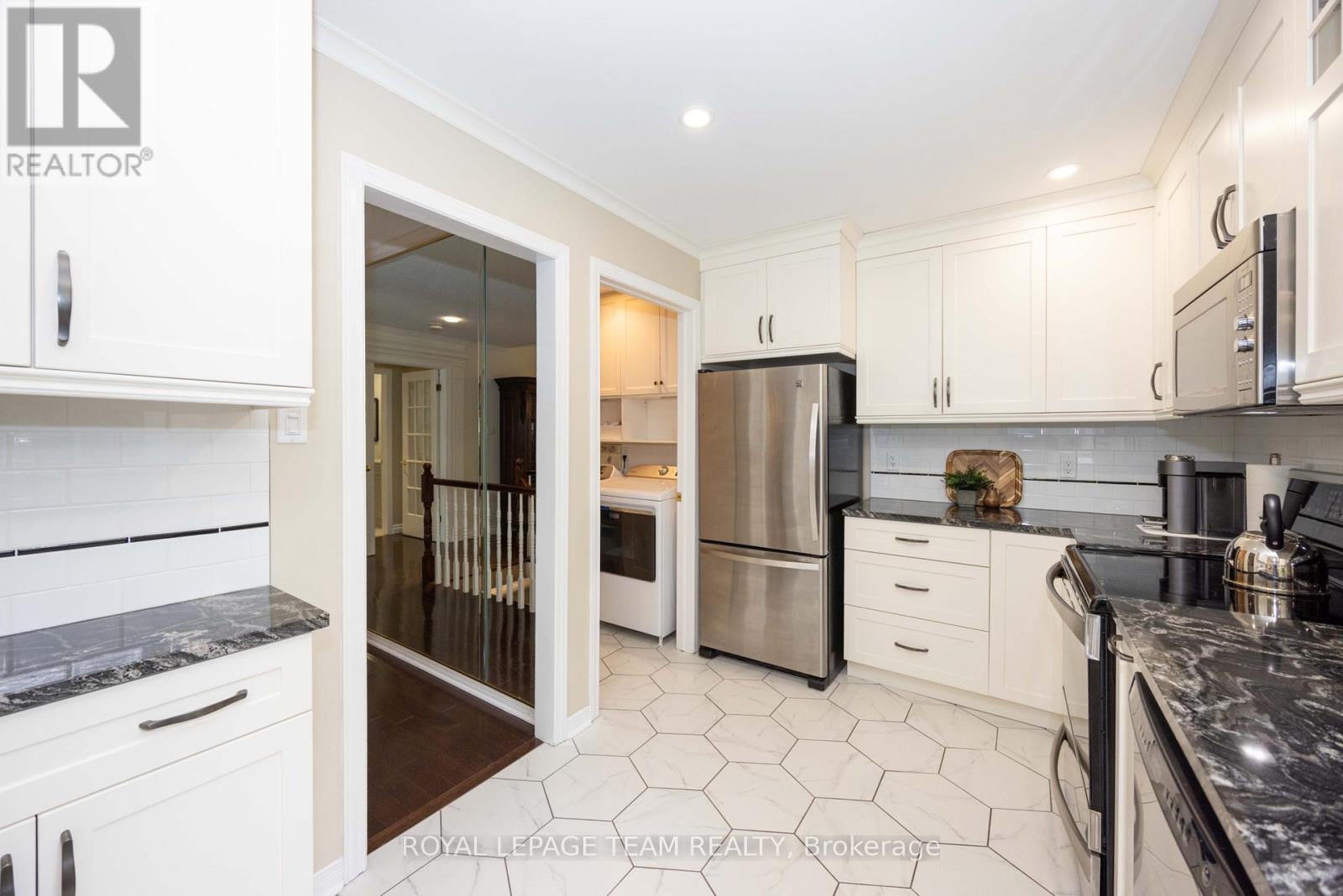 30 - 20 Grand Harbour Court, Ottawa, Ontario  K2S 1H2 - Photo 11 - X13219294