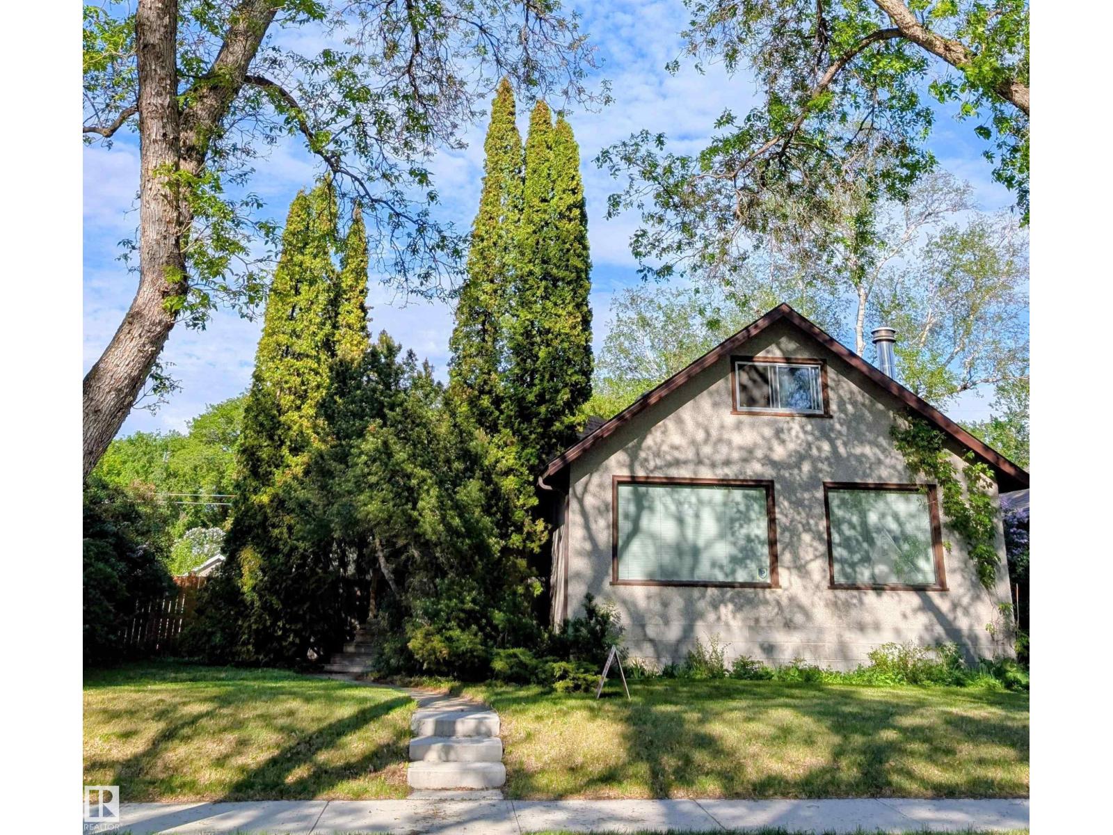 11317 67 ST NW, edmonton, Alberta